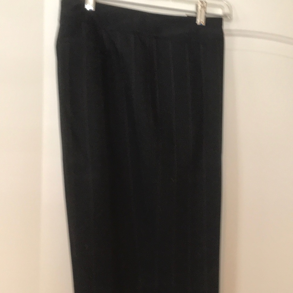 Ann Taylor pants, Margo fit sz 14, blk/red stripe